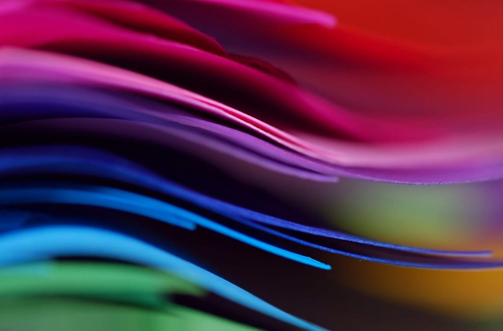 Papeles de disntitos colores para manualidades